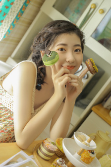 动漫美女内衣